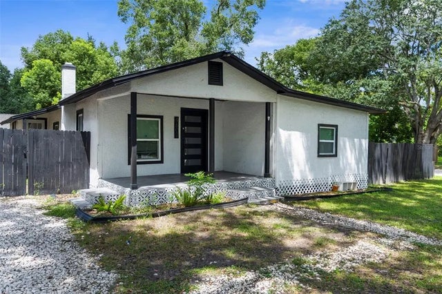 9602 N 11th Street, TAMPA