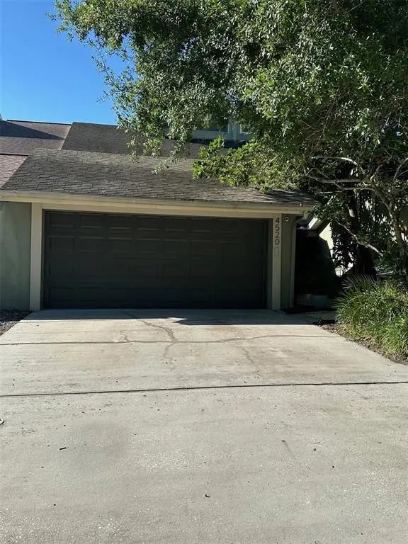 4520 W Gray Street, TAMPA