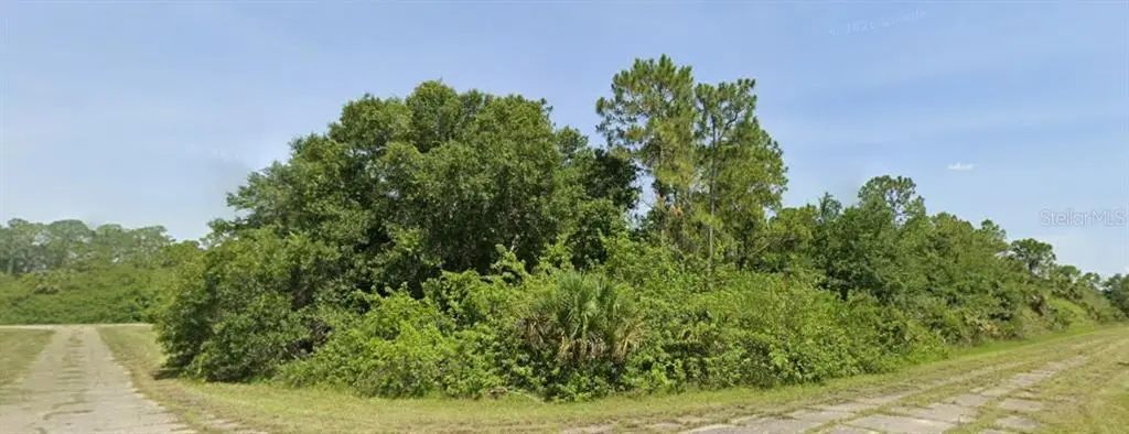 Flambeau Avenue, NORTH PORT