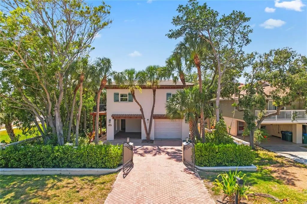 4002 6th Avenue, HOLMES BEACH