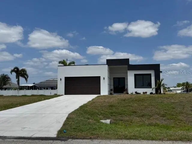 101 Nw 10th Terrace, CAPE CORAL