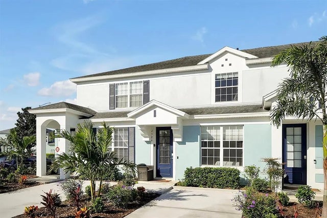 2584 Maneshaw Ln, KISSIMMEE