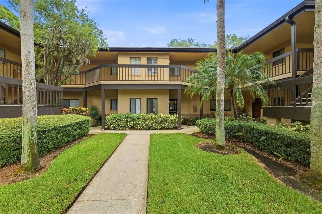 2687 Sabal Springs Circle 104, CLEARWATER