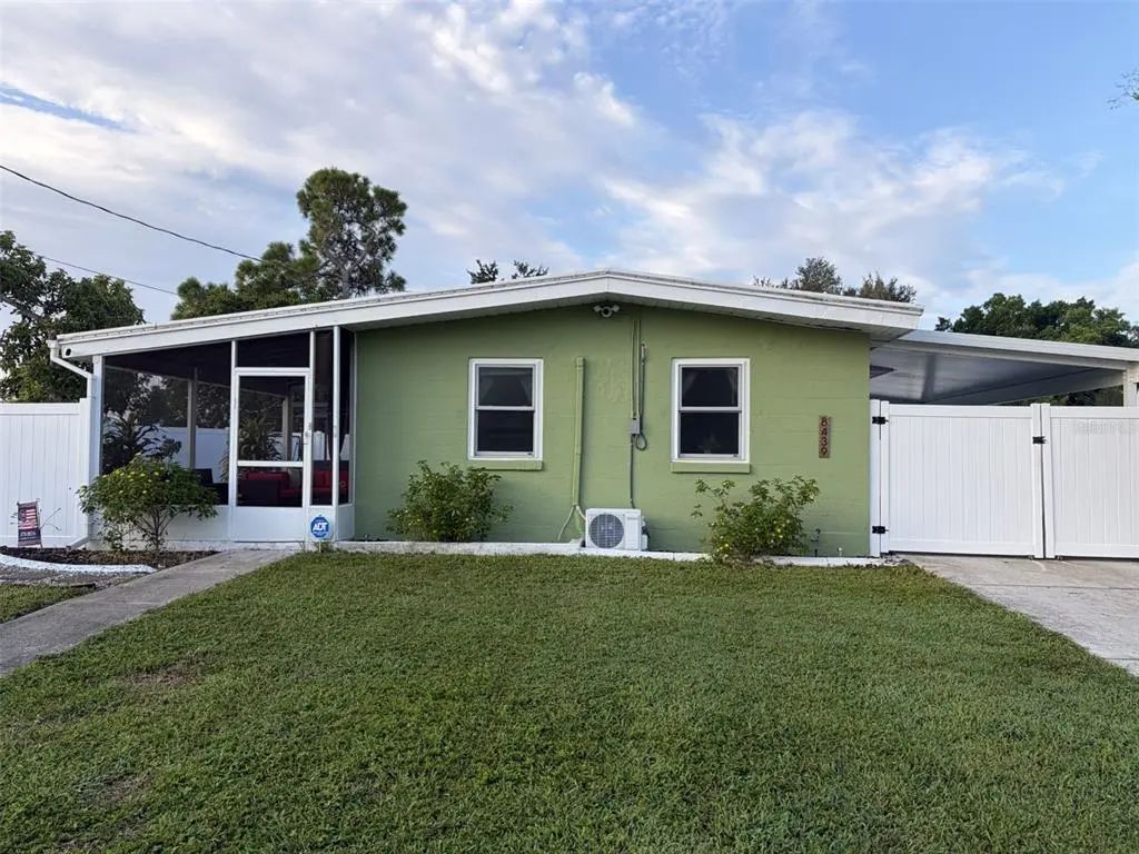 8439 Dorothy Avenue, NORTH PORT