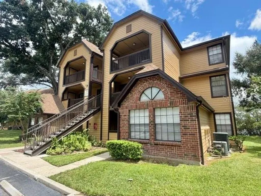 375 Lake Ontario Court 102, ALTAMONTE SPRINGS