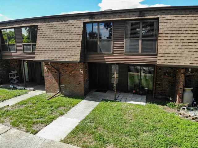 1836 N Crystal Lake Drive 95, LAKELAND