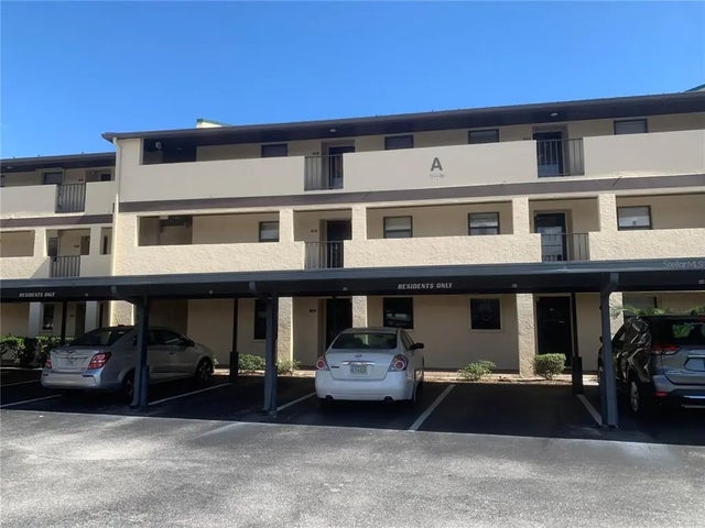 2395 Harbor Boulevard 109, PORT CHARLOTTE