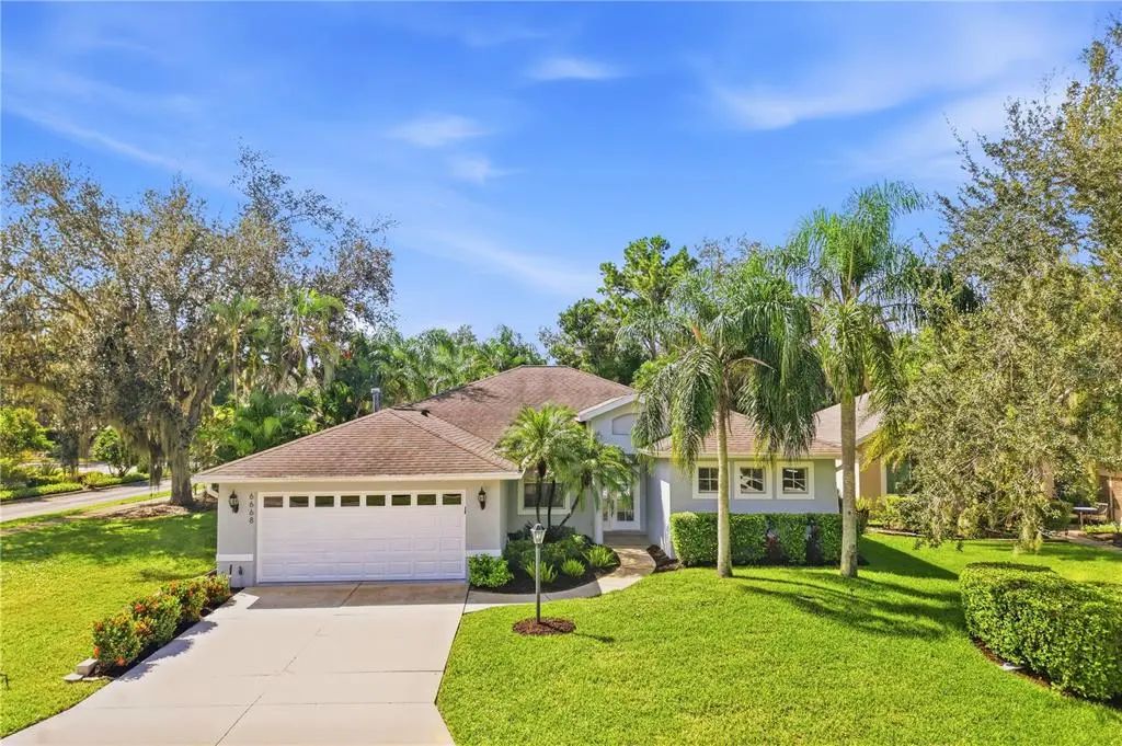 6668 Meandering Way, LAKEWOOD RANCH