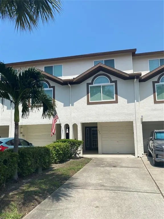 324 Madeira Circle, TIERRA VERDE