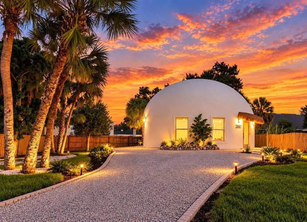 2881 Gentian Road, VENICE