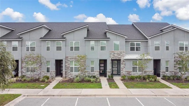 1692 Tropical Palms Circle, KISSIMMEE