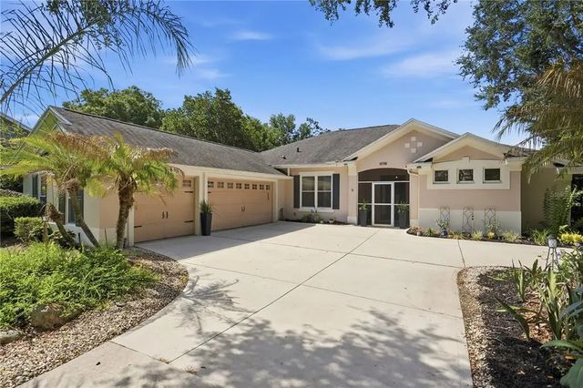 13706 Via Roma Circle, CLERMONT