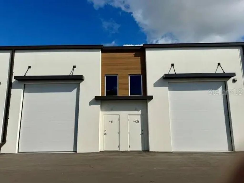 5421 Communications Parkway 40, LAKEWOOD RANCH