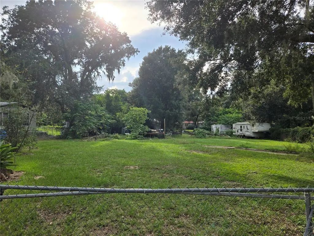 10612 Skewlee Gardens Drive, THONOTOSASSA