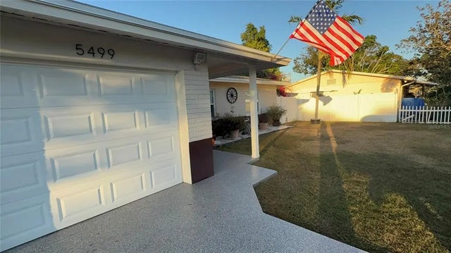 5499 12th Avenue N, ST PETERSBURG