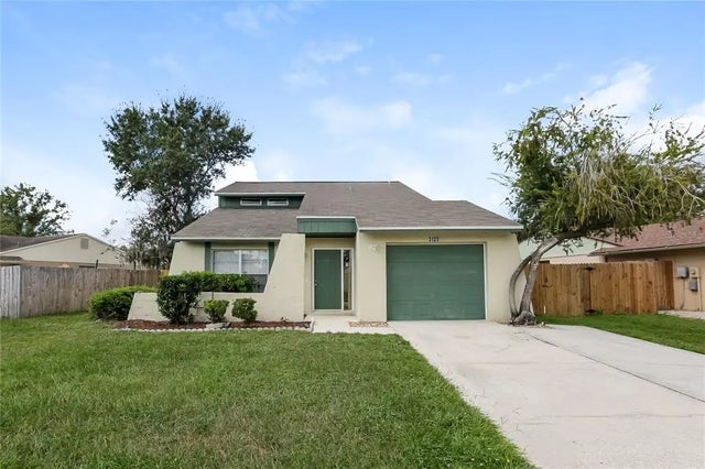 3123 Sandspur Drive, TAMPA
