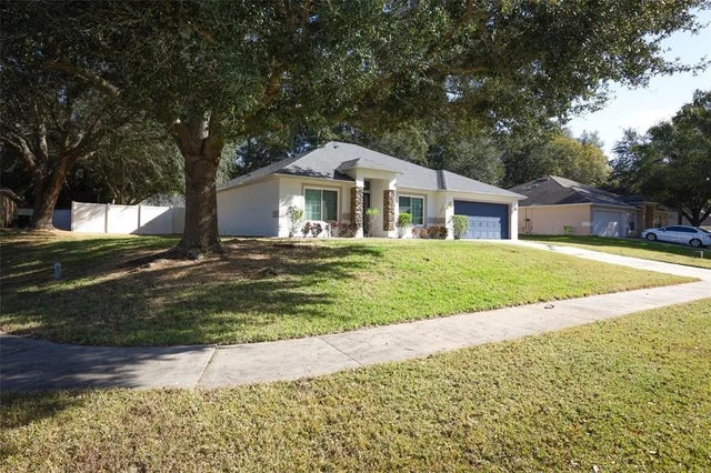 1319 Rain Forest Lane, MINNEOLA
