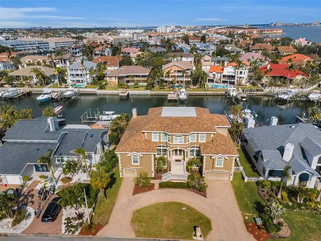 119 8th Street E, TIERRA VERDE