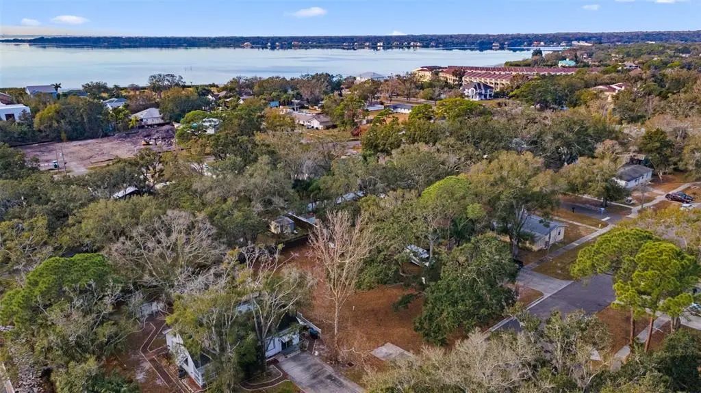 503 Buckingham Avenue W, OLDSMAR