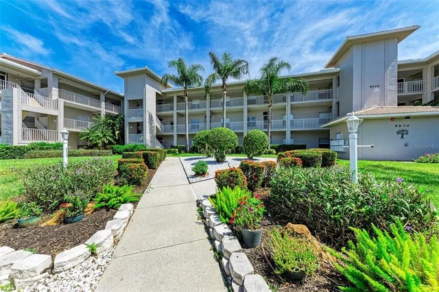 9630 Club South Circle 6204, SARASOTA