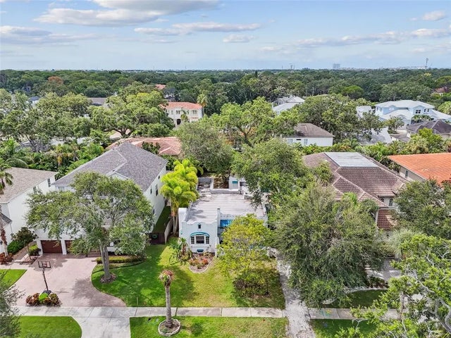 4616 W Lamb Avenue, TAMPA