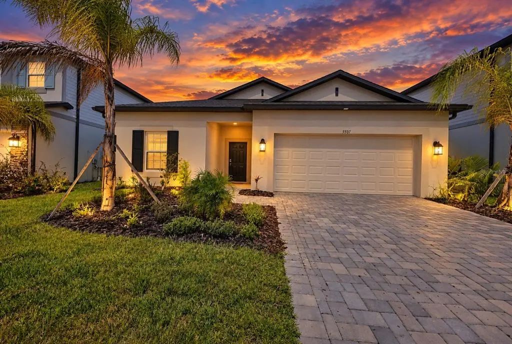 5507 Freesia Drive, LAKELAND