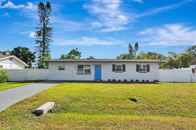 3612 46th Ave Dr W, BRADENTON