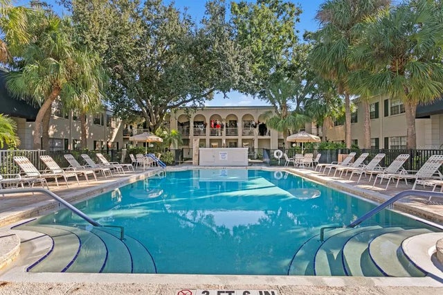 4335 Aegean Drive 212a, TAMPA