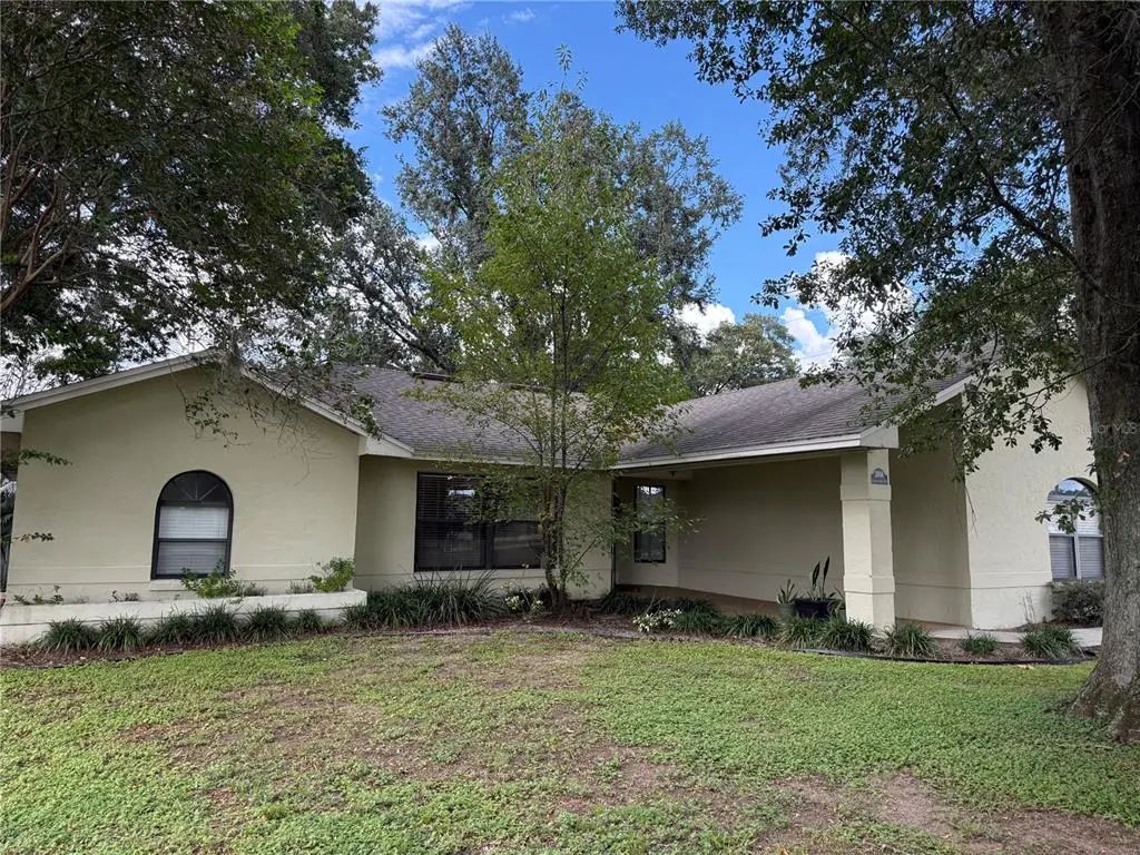 3916 Crews Lake Drive, LAKELAND