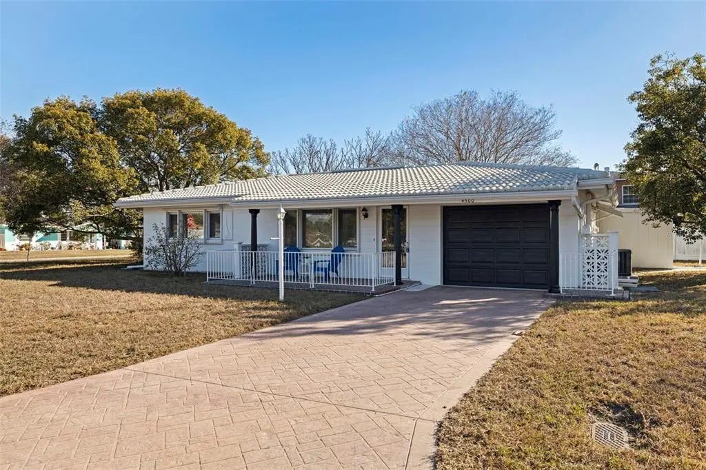 4500 16th Avenue N, ST PETERSBURG