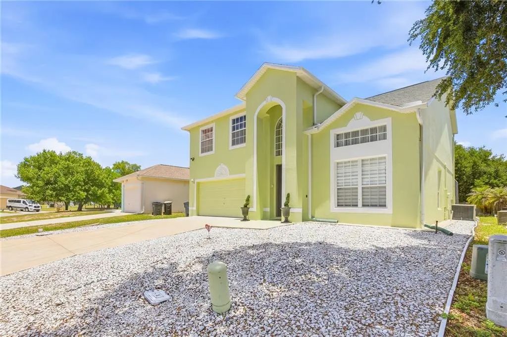 2 of 36 - 339 Sigmund Loop, DAVENPORT, FL
