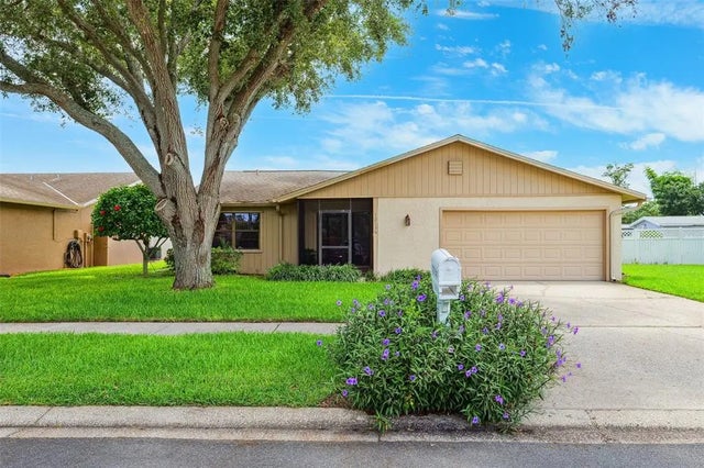 12156 Meadowbrook Lane, LARGO