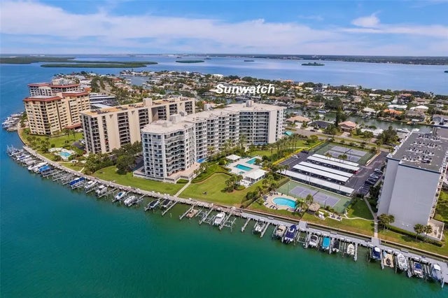 670 Island Way 500, CLEARWATER BEACH