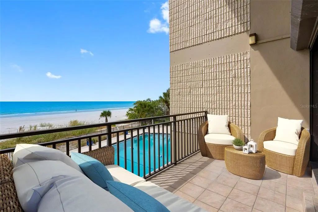 19700 Gulf Boulevard 202, INDIAN SHORES