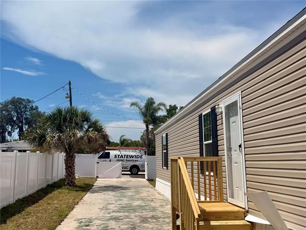 9024 Kosimo Street, NEW PORT RICHEY