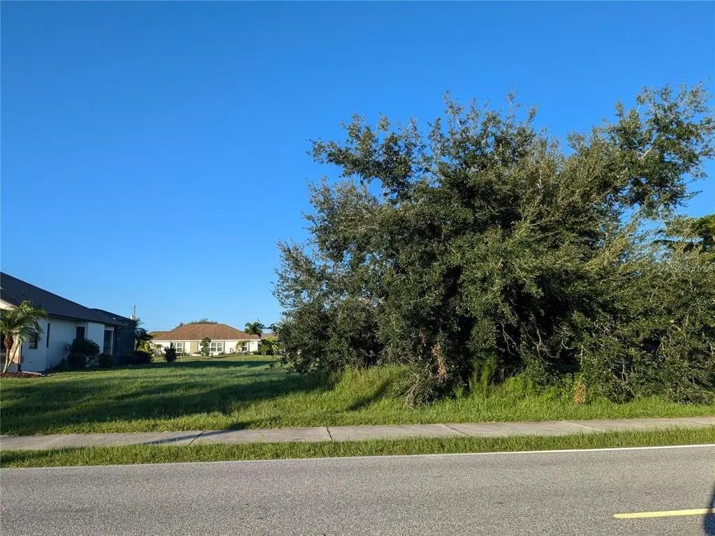 1327 Rio De Janeiro Avenue, PUNTA GORDA