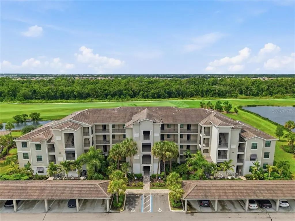 17724 Gawthrop Drive 103, BRADENTON