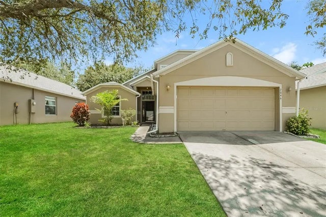 2046 Newtown Road, GROVELAND