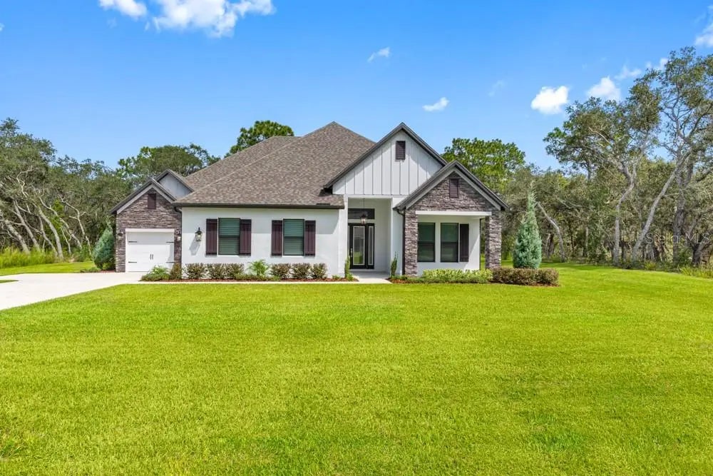 17444 Nokota Avenue, HUDSON