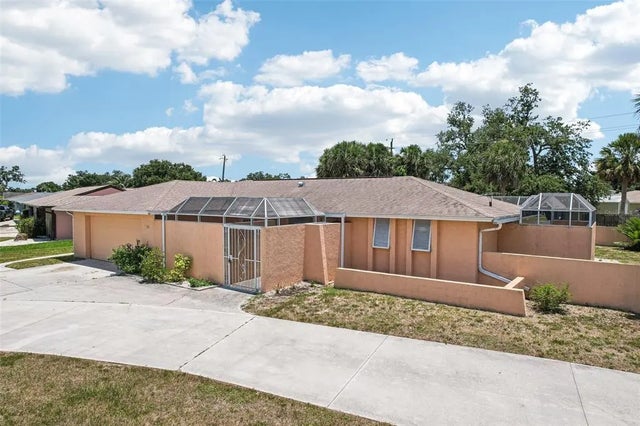 1301 Lucaya Avenue, VENICE