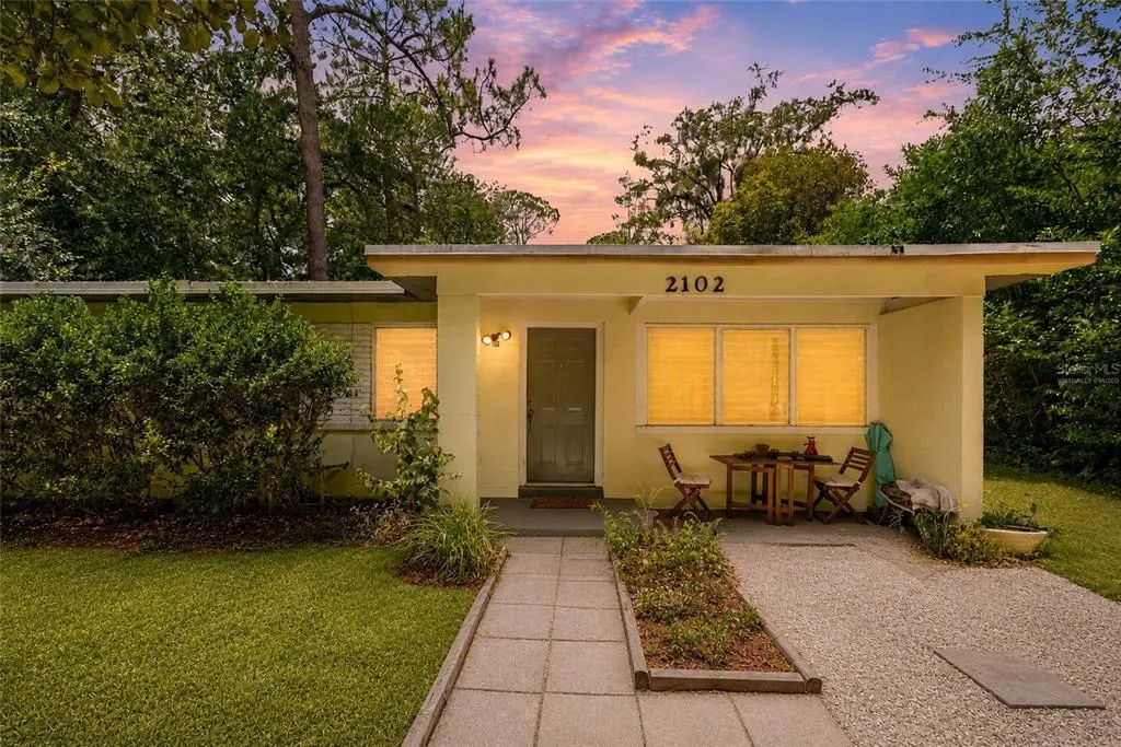 2102 Ne 8th Street, GAINESVILLE