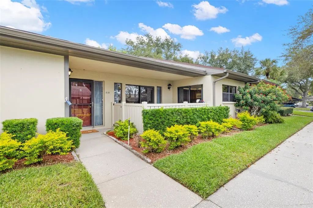 210 Gretchen Court, OLDSMAR