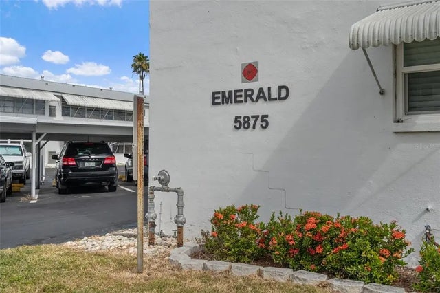 5875 18th Street N 19, ST PETERSBURG