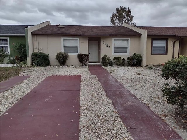 2455 Rio Pinar Lakes Boulevard, ORLANDO