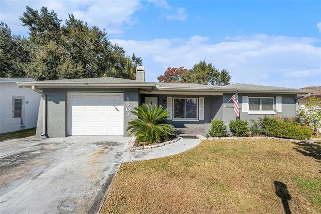 1802 Forest Drive, OLDSMAR