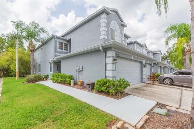18102 Nassau Point Drive, TAMPA
