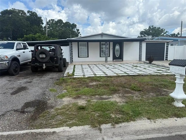 4521 W Lambright Street, TAMPA