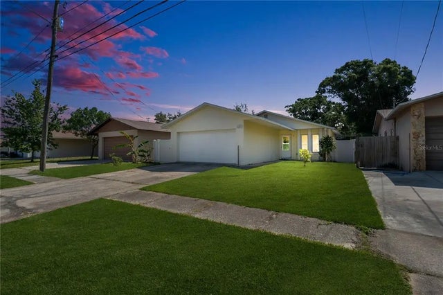 6841 46th Street N, PINELLAS PARK