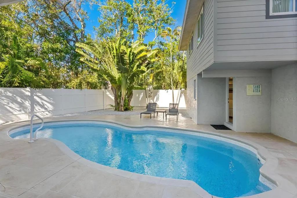 651 Avenida Del Norte, SARASOTA
