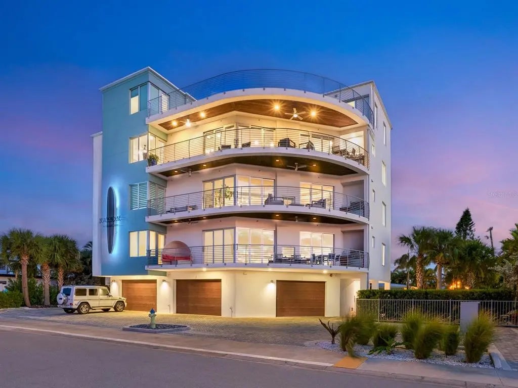 1140 Seaside Drive 301, SIESTA KEY